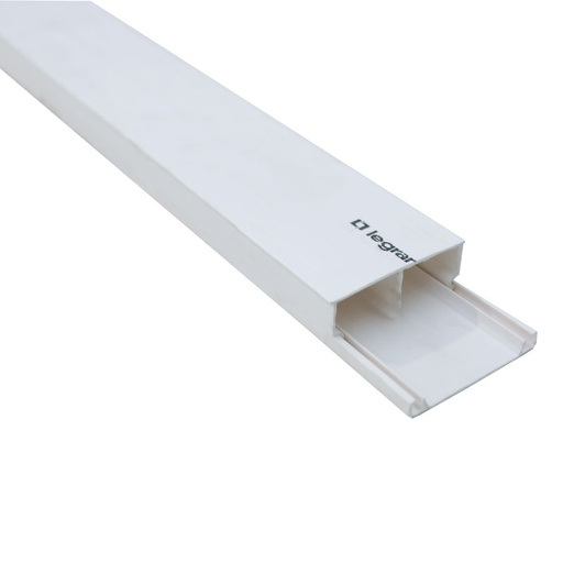 [257168] CANALETA CON SEPARADOR 50x20mm x 2 METROS DLP LG638168